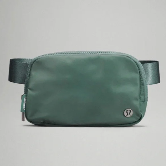 LULULEMON Everywhere Belt Bag 1L in Tidewater Teal - Picture 2 of 3